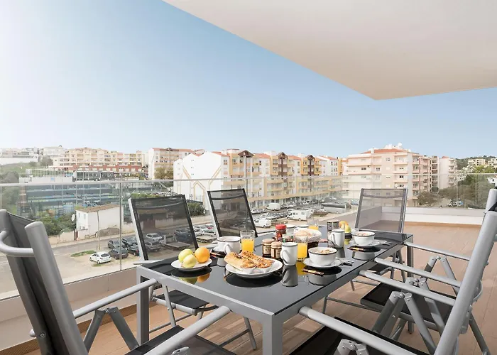 Court View - Modern Lagos 2 Bedroom Apartment